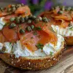 smoked salmon bagel - featured image